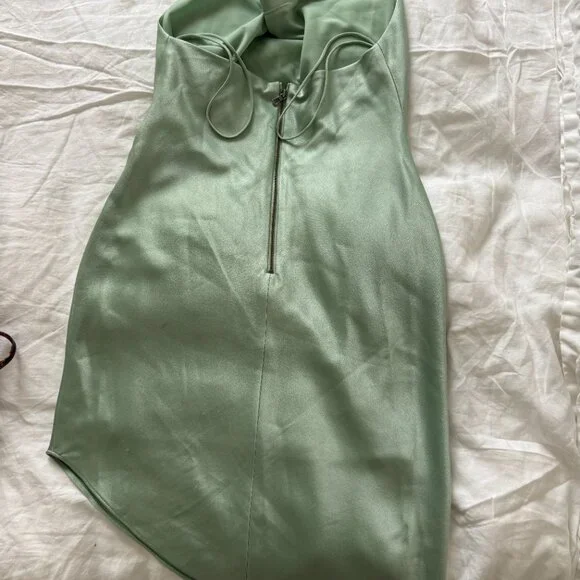 Alice + Olivia Harmony Asymmetrical Midi Dress Green Tea | Womens Size 6 - Picture 9 of 11